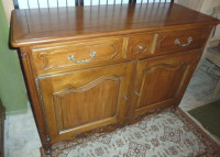/album/galerie-de-photos-03-meuble-bas-credence-buffet-meuble-de-metier-commode-bahut/a-buffet-jpg/